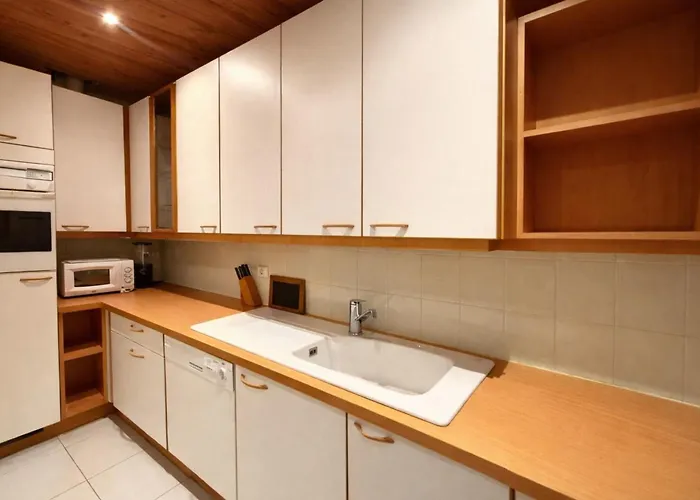 Maison Lumineuse Avec Terrasse Et Jardin Hébergement de vacances